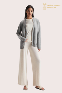 Pr&eacute;mium női tiszta kasm&iacute;r V-nyak&uacute; kardig&aacute;n | Egyedi sz&uuml;rke k&ouml;t&ouml;tt&aacute;ru OEM/ODM gy&aacute;rt&oacute;